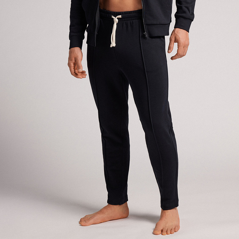 choose hongfeng’s high quality sweatpants for both style and long-lasting wear.